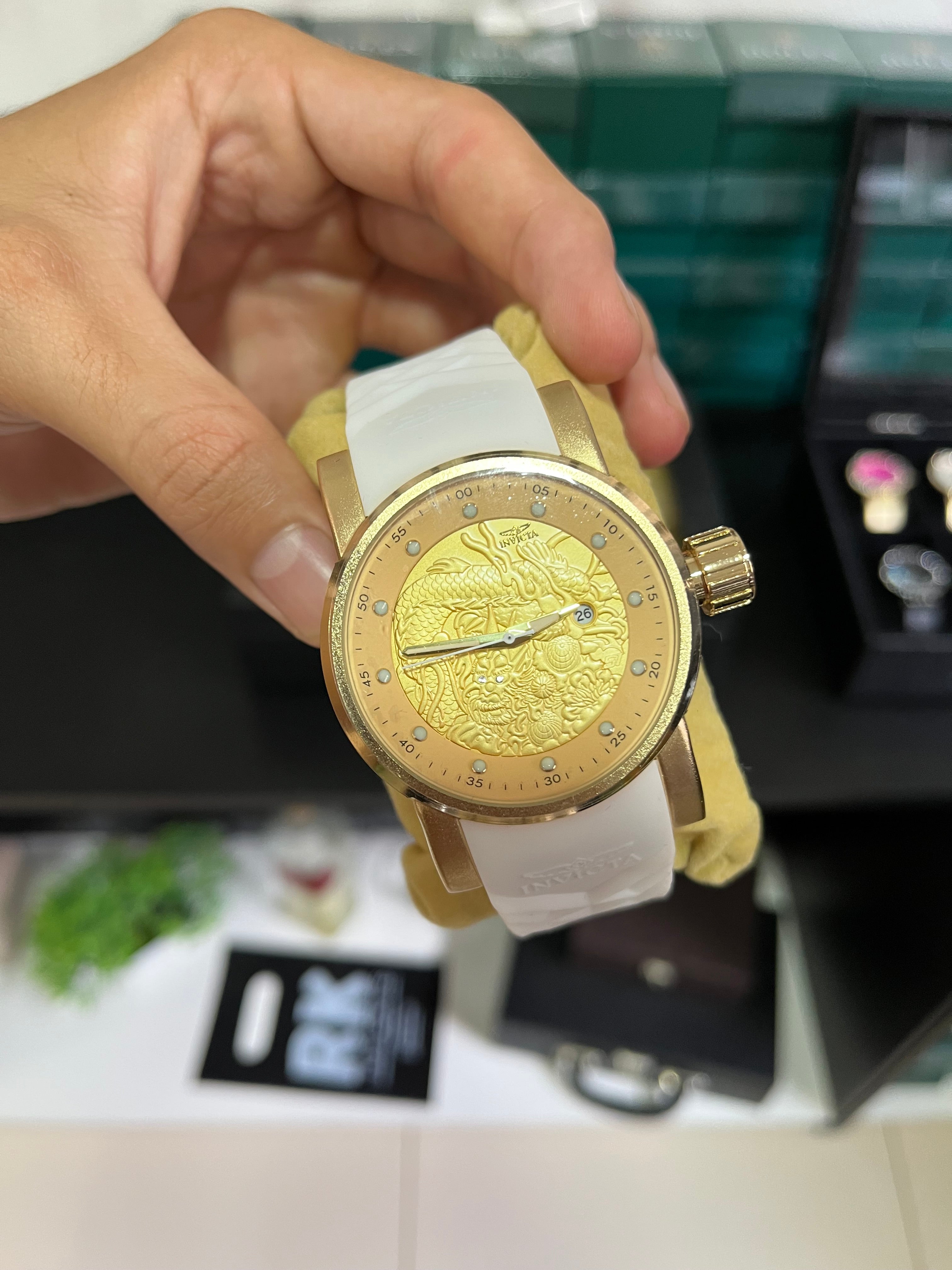 Invicta Yakuza silicone primeira linha