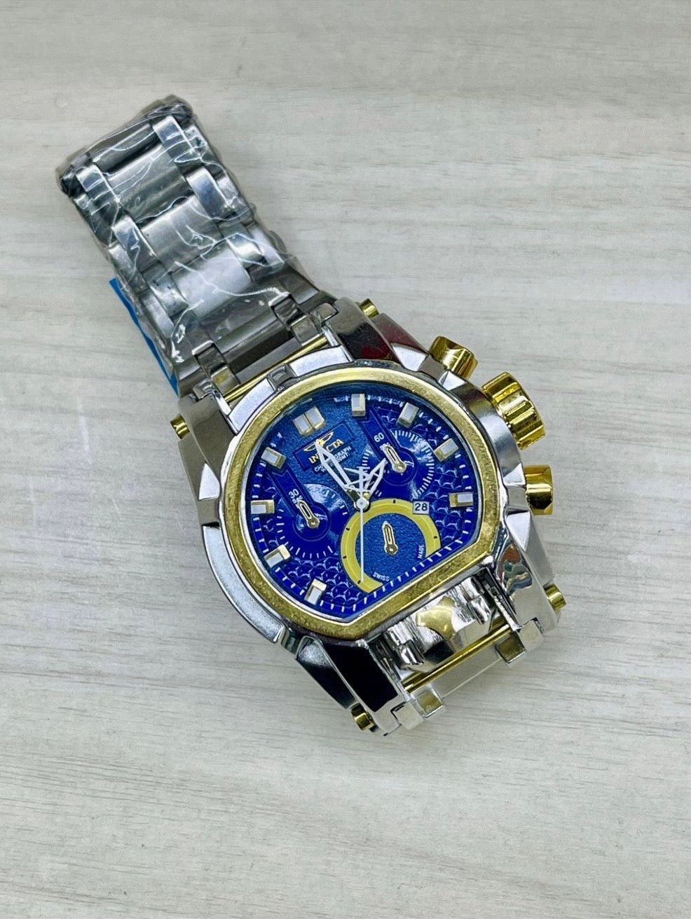 Invicta Magno Zeus prata e misto