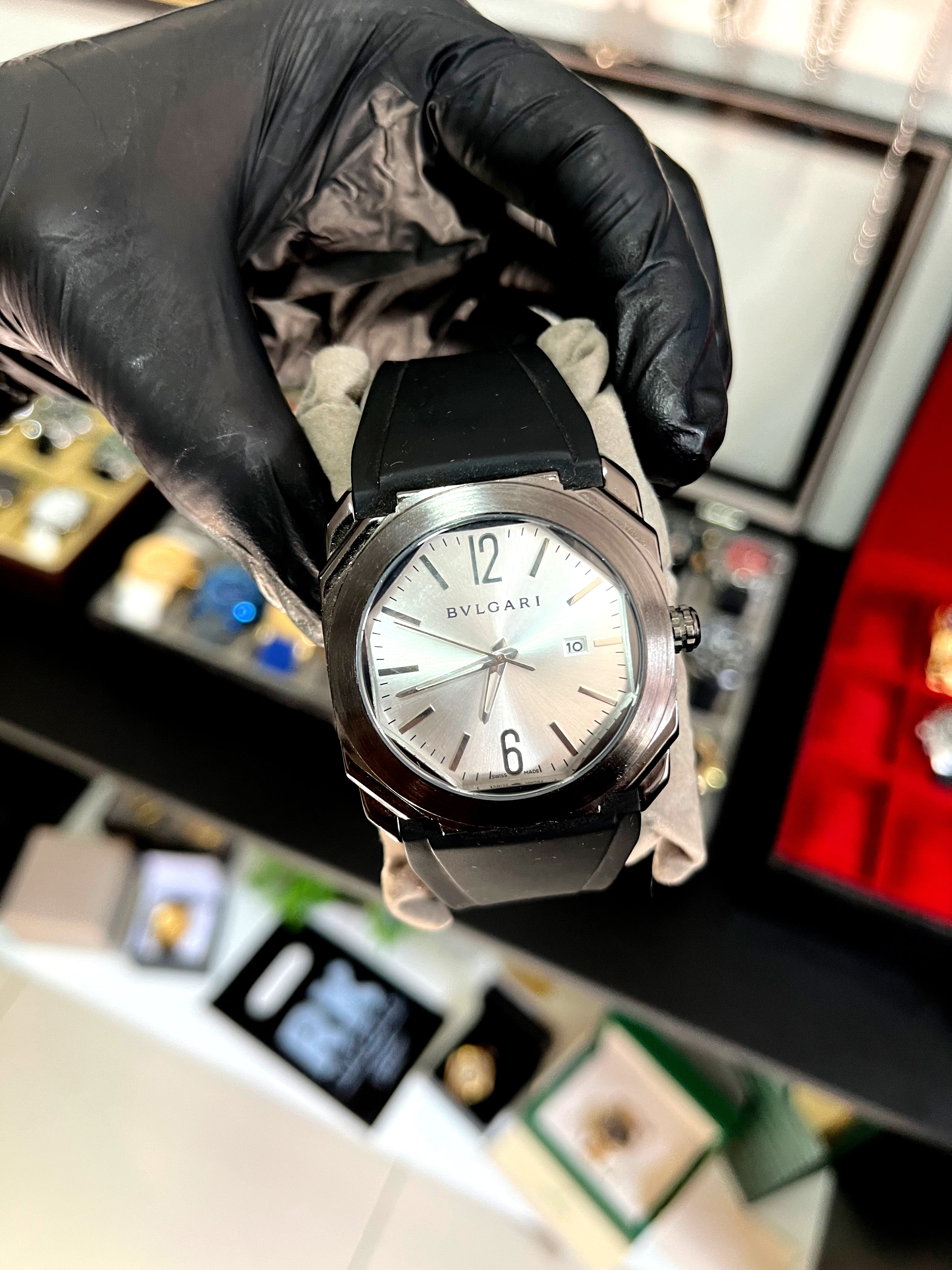 BVLGARI CINZA PULSEIRA DE SILICONE- PRIMEIRA LINHA
