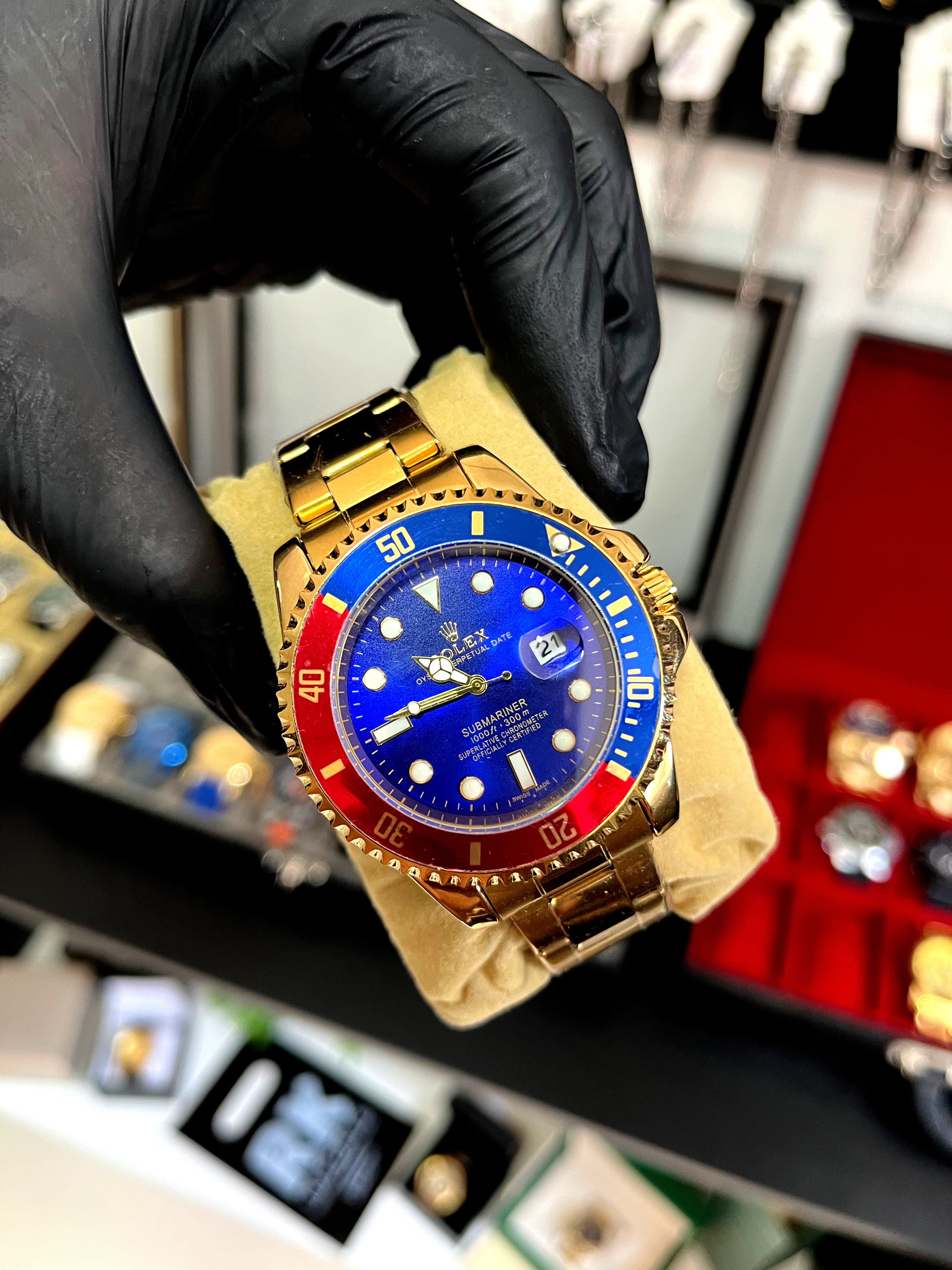 ROLEX SUBMARINO DOURADO - PRIMEIRA LINHA