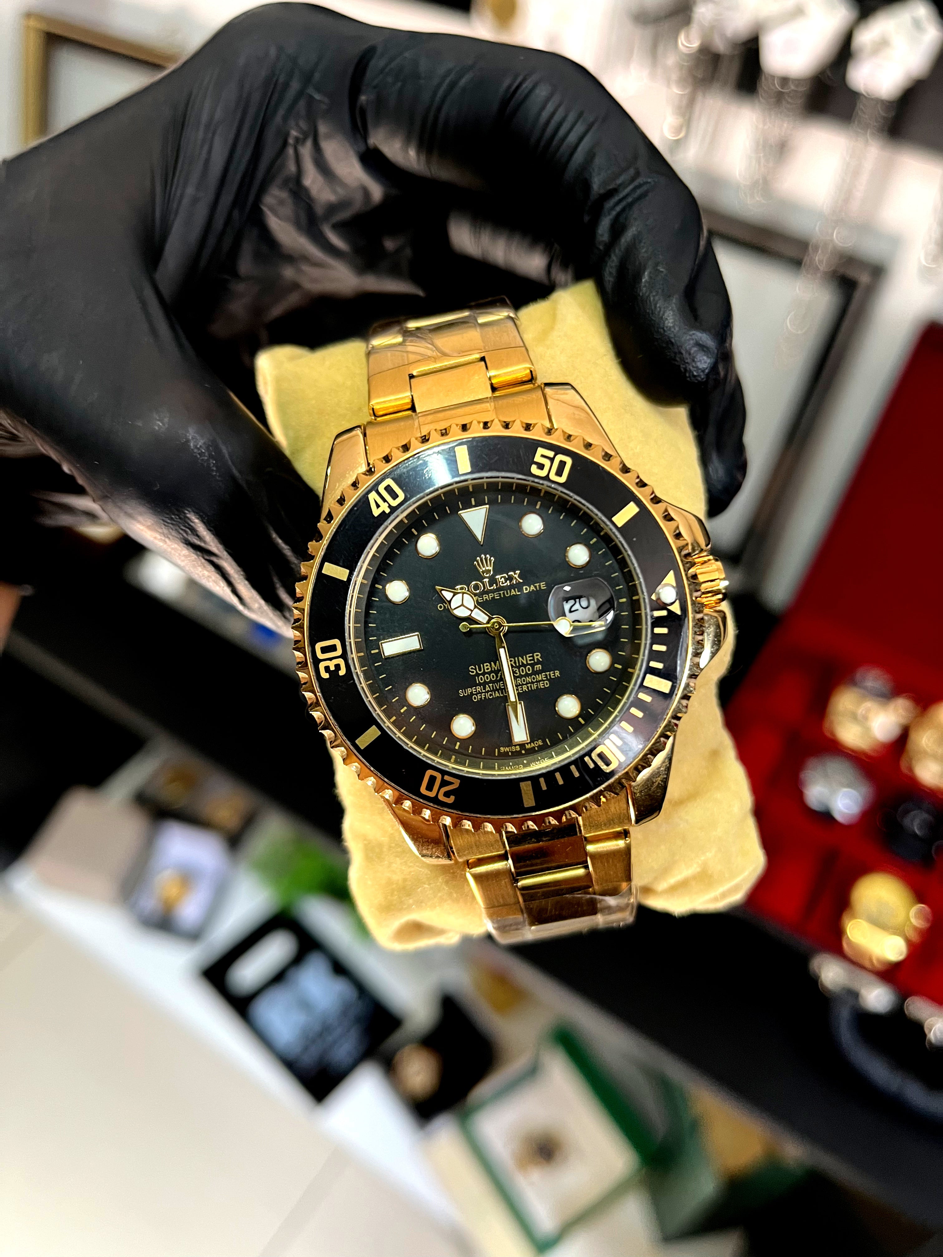 ROLEX SUBMARINO DOURADO - PRIMEIRA LINHA